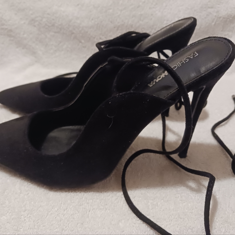Women' shoes